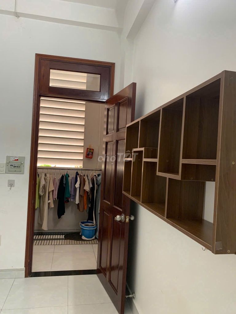 The room is so clean 28 M2 is empty! It's ready! C1, Tân Bình district