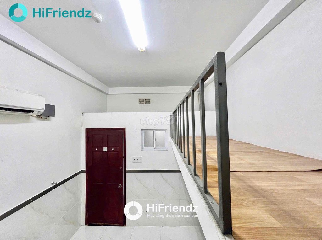 Rent a cheap motel - ready air-air elevator - close to fourth quarter