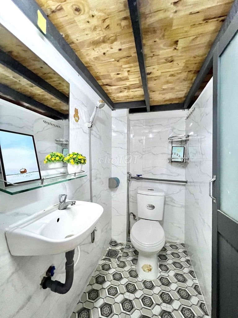 Rent Dương Quảng Hàm