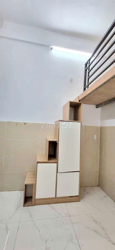 Rent the D.O.A. near the airport at $3.6.4 million.