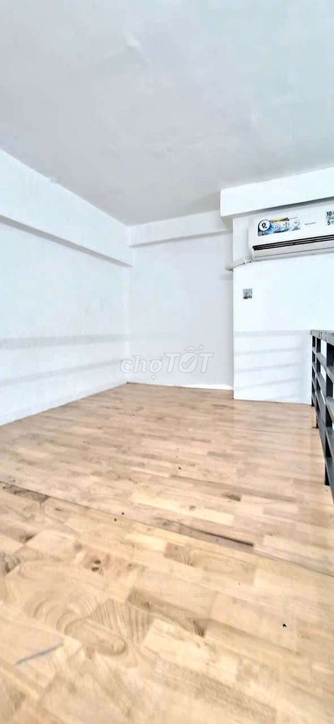 Rent the D.O.A. near the airport at $3.6.4 million.