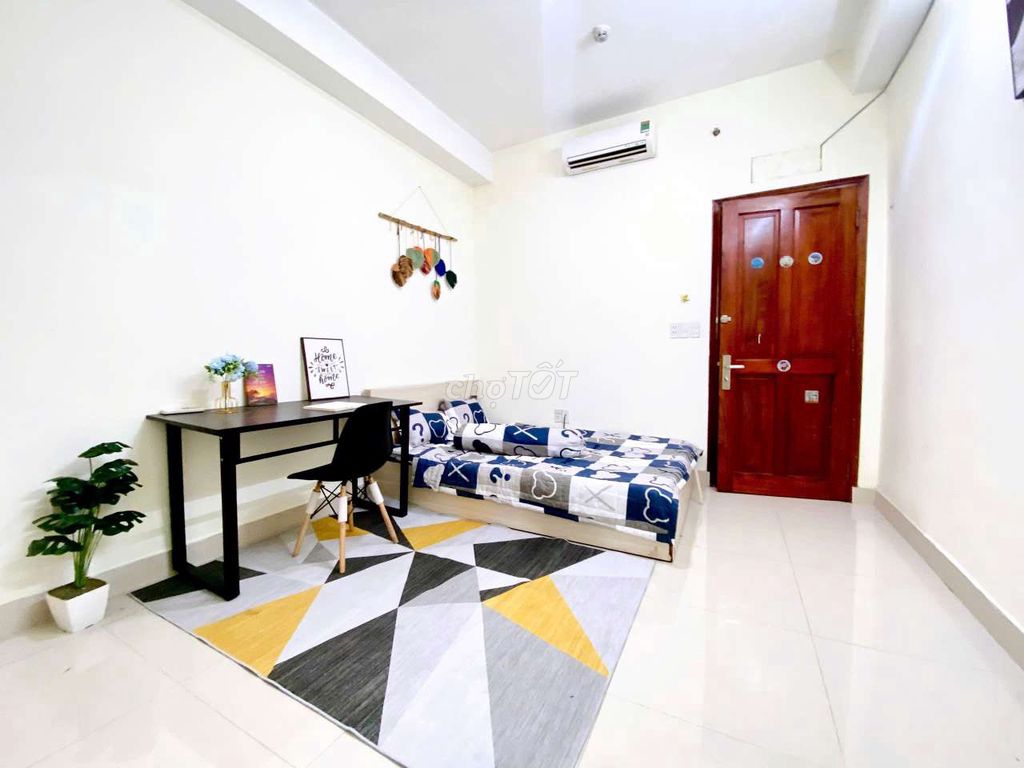 Rent the D.O.A. near the airport at $3.6.4 million.