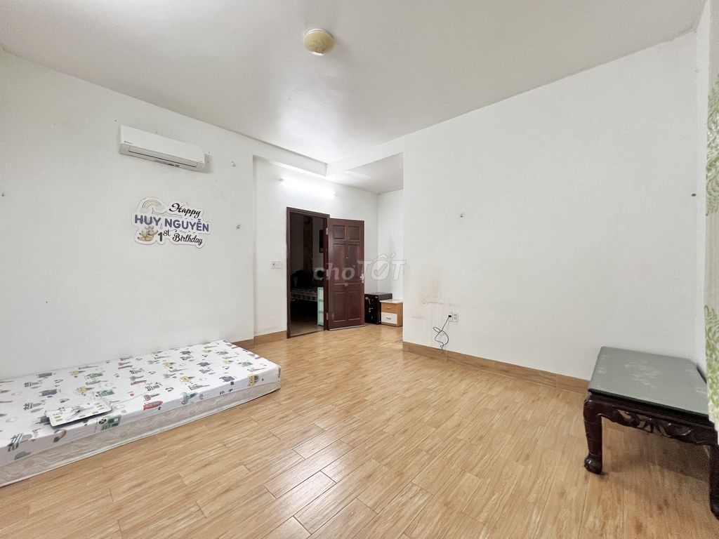 Rent 32 M2 units immediately.