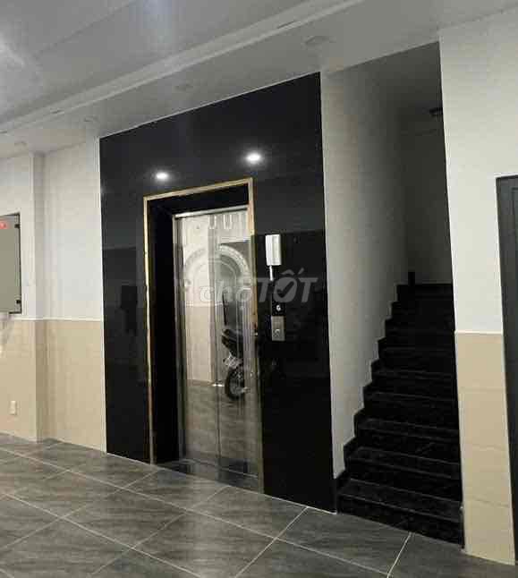 Rent a balcony studio near 6 Gò Vấp.