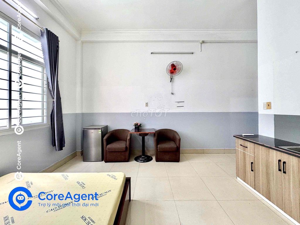 Rent the Seven Kingdoms Hall near Sen's Queen - University of Tân Phú Constitution