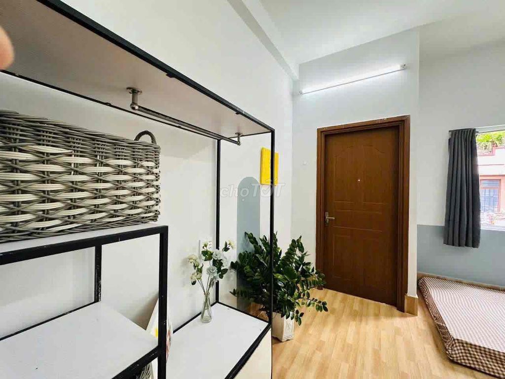 Room for Rent at Rạch Bùng Binh District 3 near Saigon, the Occtel Building.