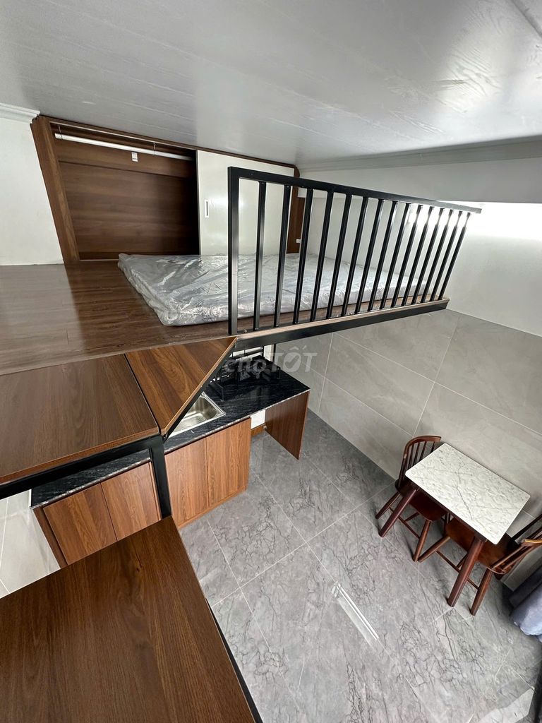 We'll rent a room for the super-beautiful balcony on Boon Ting Two.