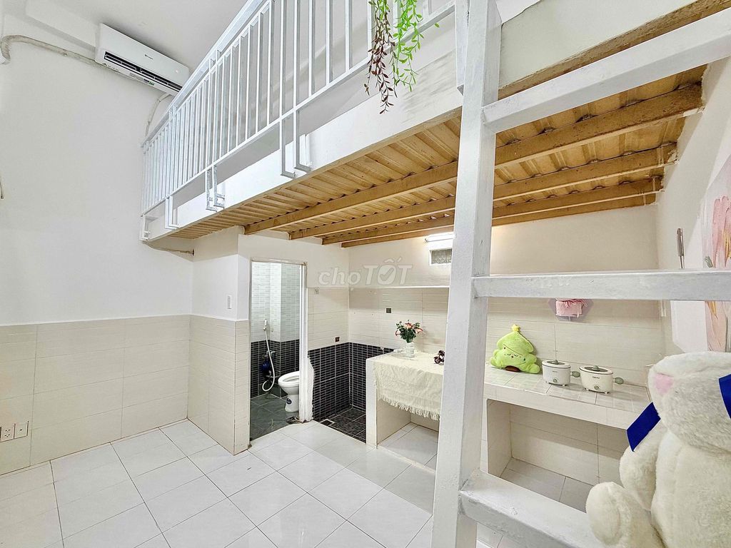 High ground room - air conditioning - Lê Văn Quới