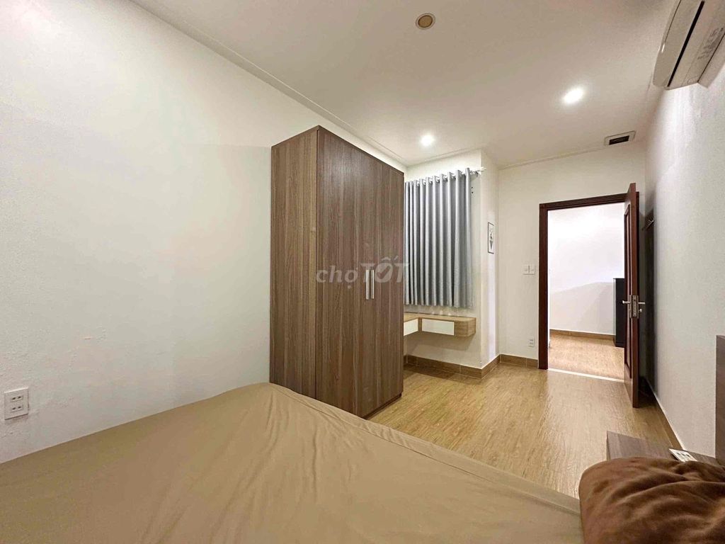 The second bedroom is beautiful, super Ngay gần Sân Bay wide.