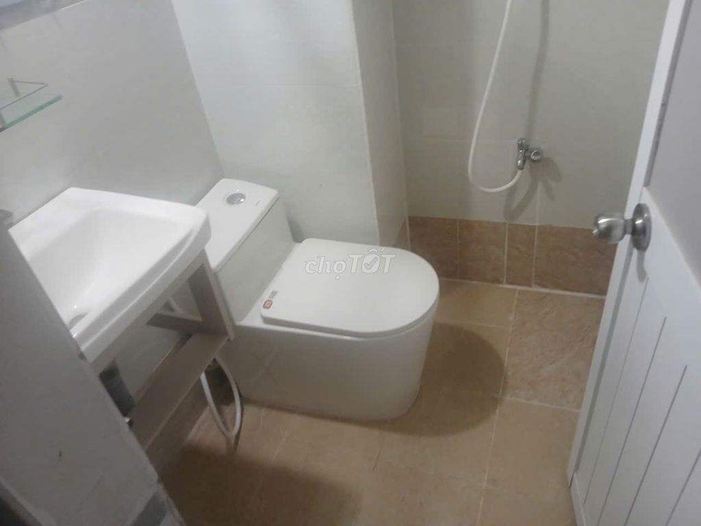 Renting room on Huỳnh Tấn Phát, District 7