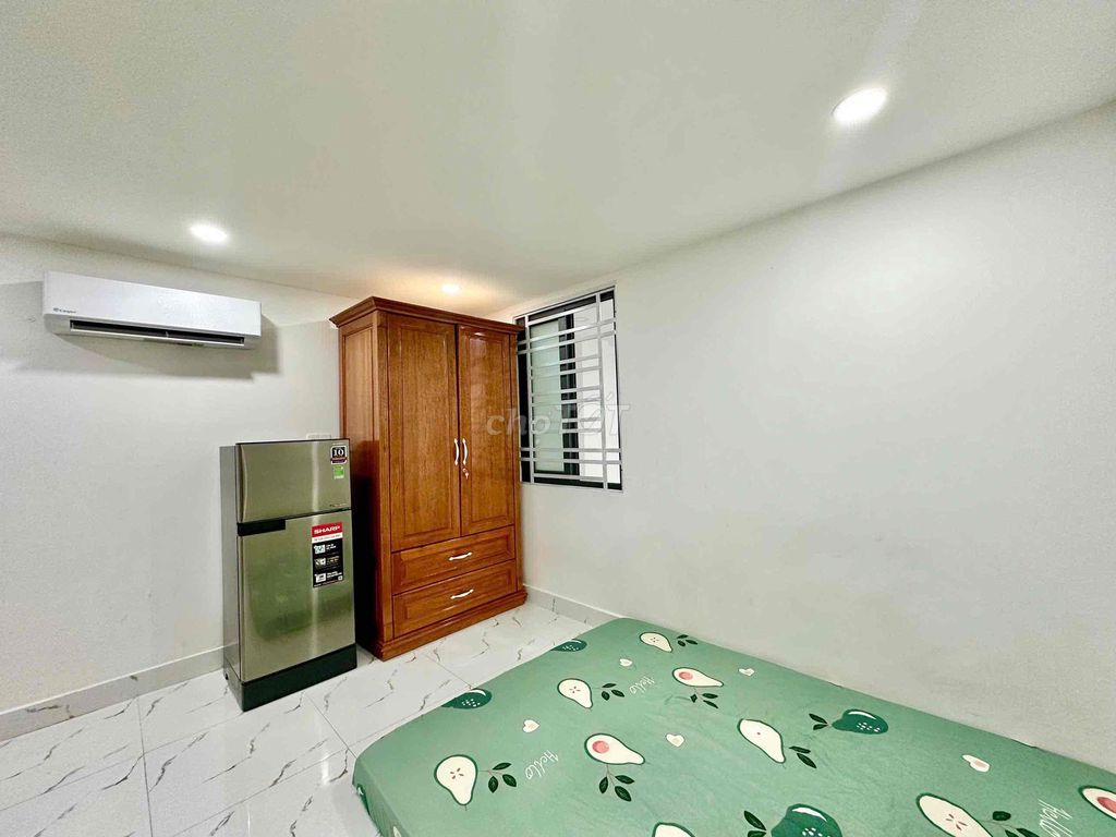 Security Room, Đào Duy Anh Phú Nhuận.