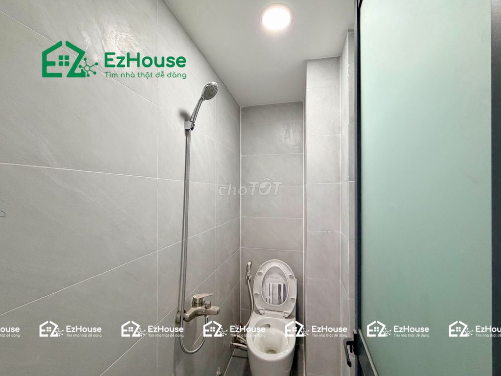 Rent room near industrial college.