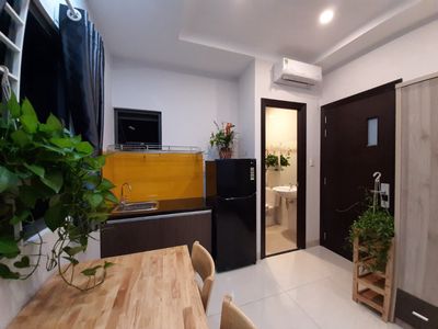 New flat xd, cool, secure, near the bridge across the One, full interior