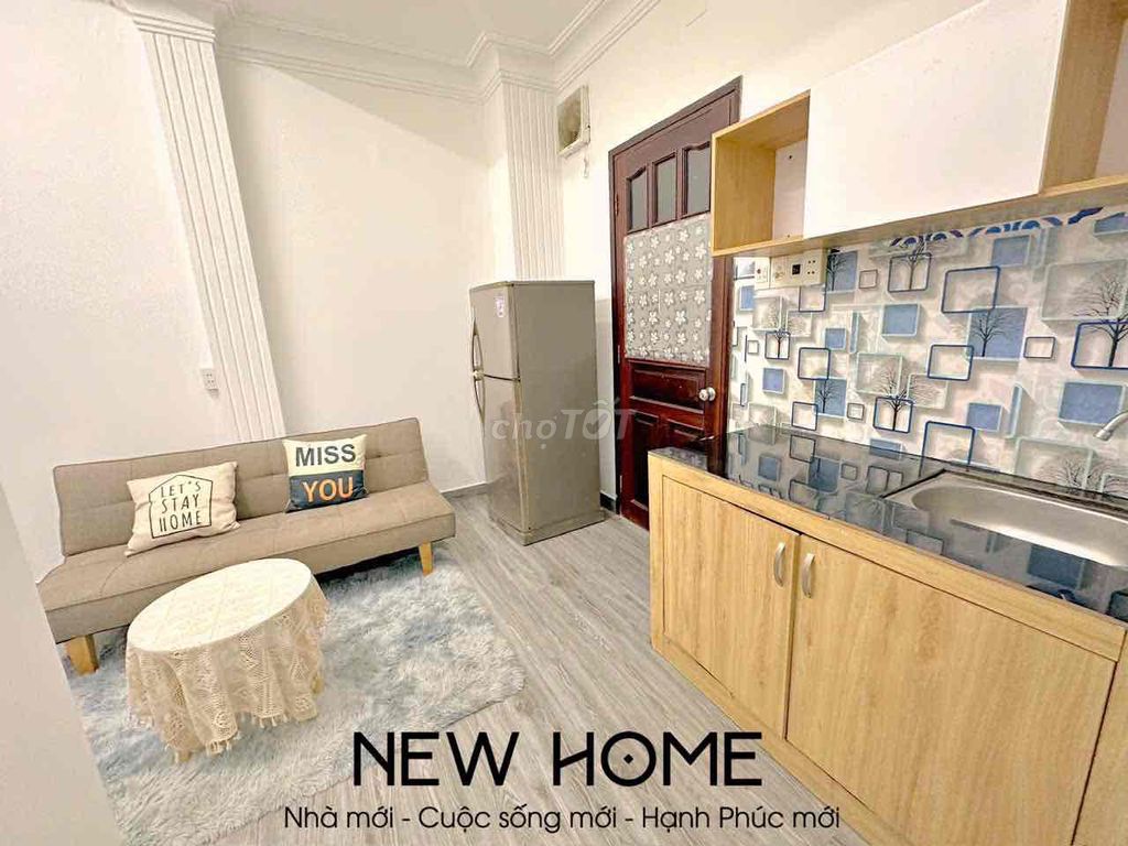 Two bedrooms at the perfect price of the window, natural light, super-sluaked.