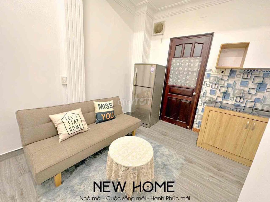 Two bedrooms at the perfect price of the window, natural light, super-sluaked.