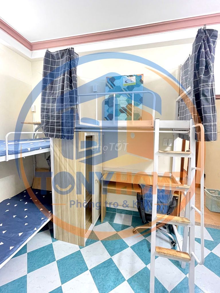 dorm senior bt - only 4 people - how full cp - near the Emart supermarket