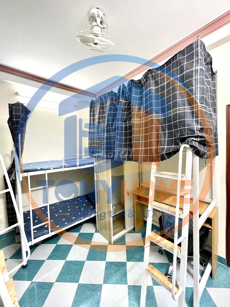 dorm senior bt - only 4 people - how full cp - near the Emart supermarket