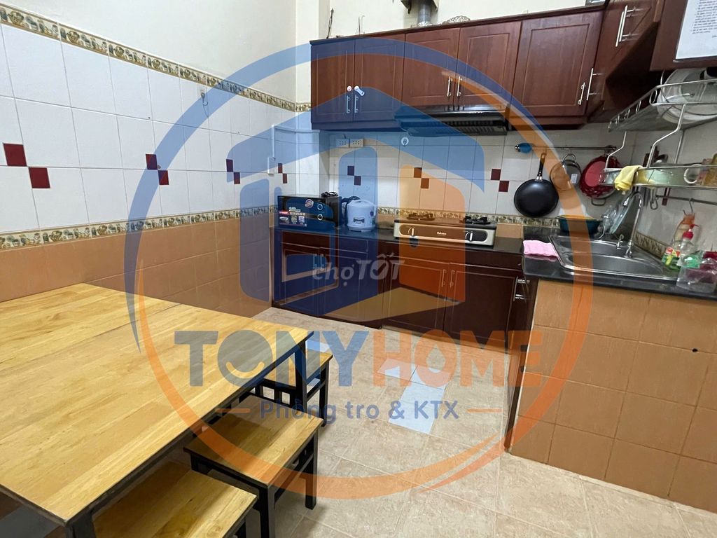 dorm senior bt - only 4 people - how full cp - near the Emart supermarket