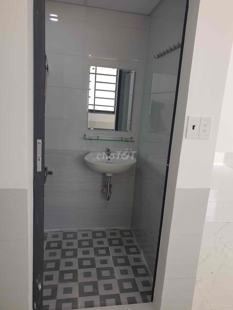 Rent a hotel room on Nơ Trang Long the Central American.