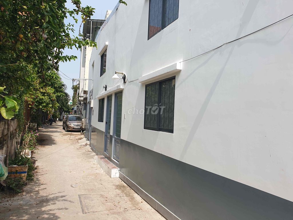 Rent a hotel room on Nơ Trang Long the Central American.