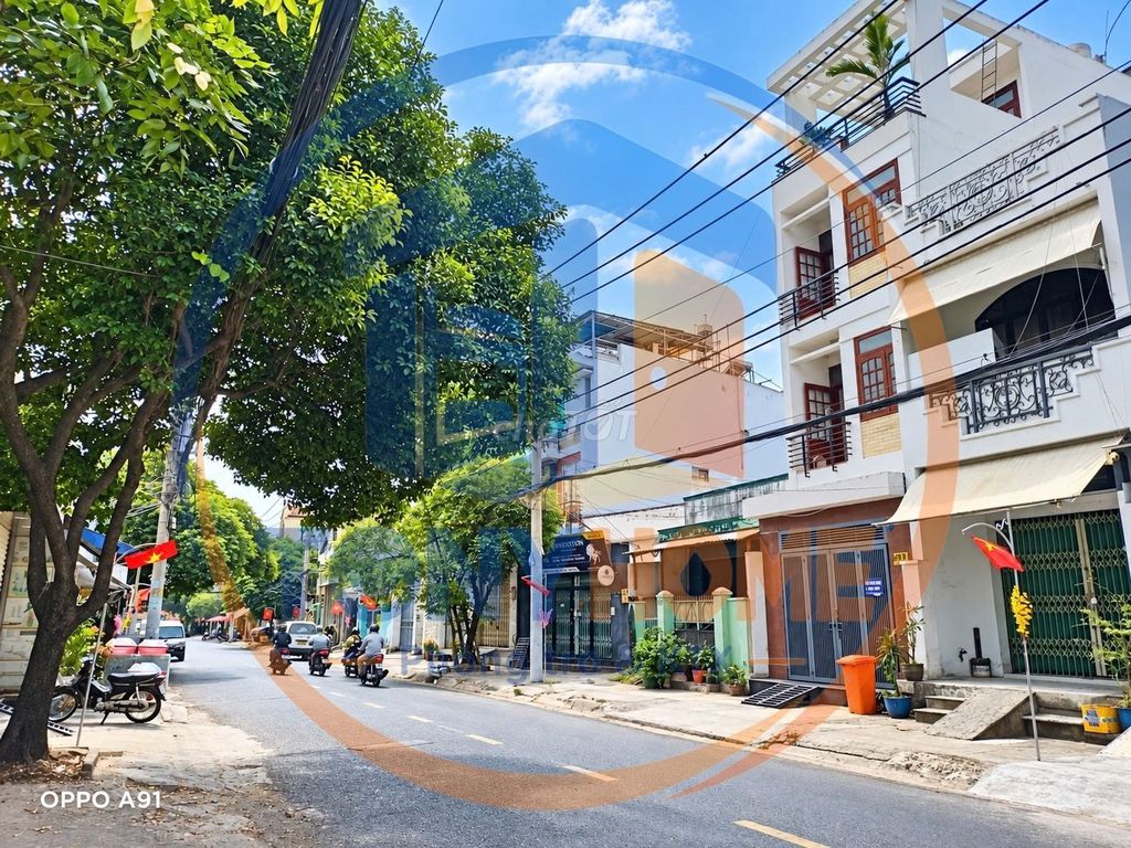 high-end male dorm--full interior--with all expenses-- near Thủ Đức market