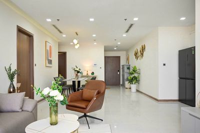 Three bedrooms for nice apartments. Cleared at Vista Verde A.M.