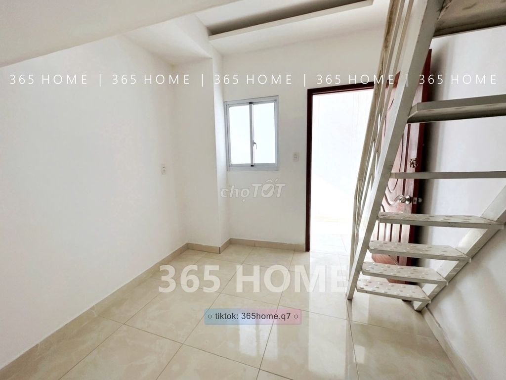Corner of Room 0-4 + Cold Machine Tân Quy District 7