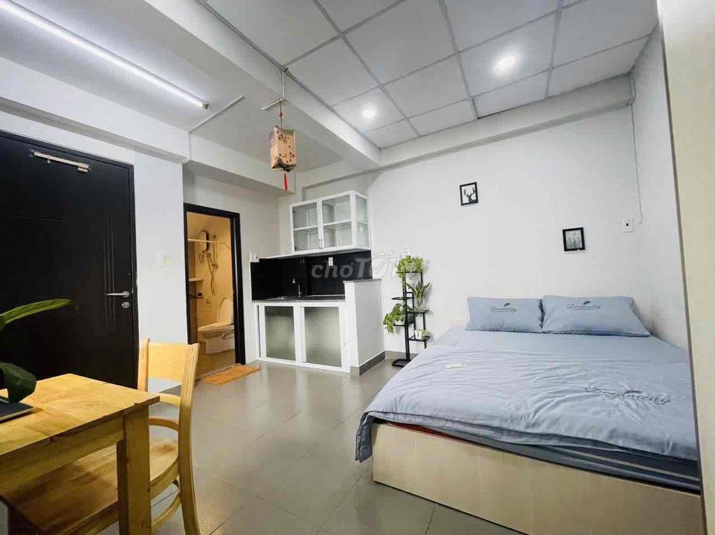 Rent a skylight studio right at the University of Industrial Engineering.