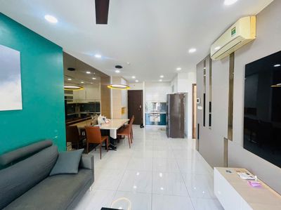 Kingston's restaurant. One bedroom is equal to 15 million. 2 bedrooms equals 18 million. Three bedrooms equals 23 million.