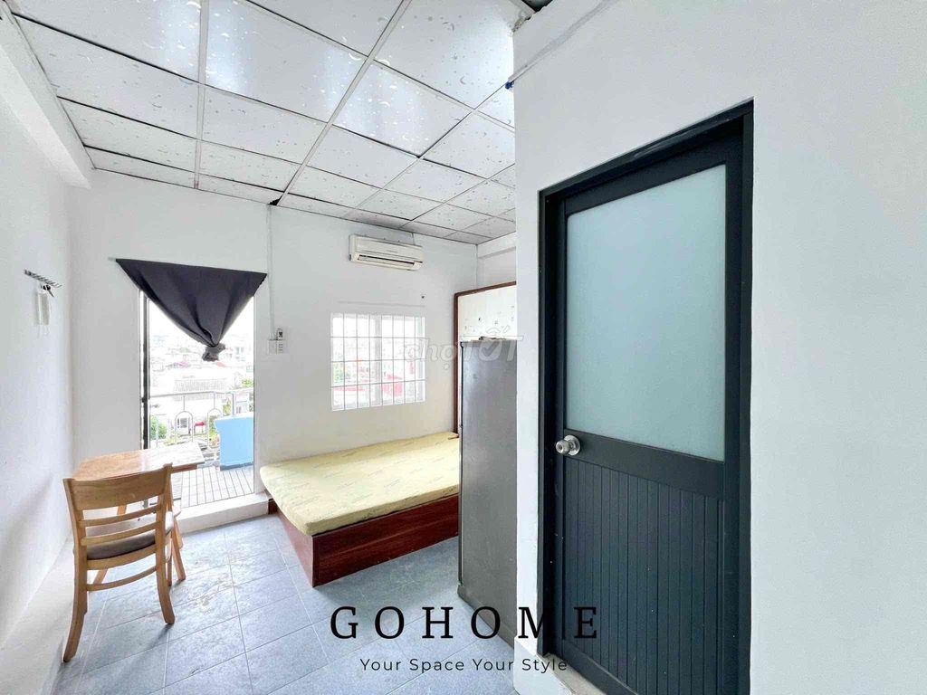 pass room full interior + balcony