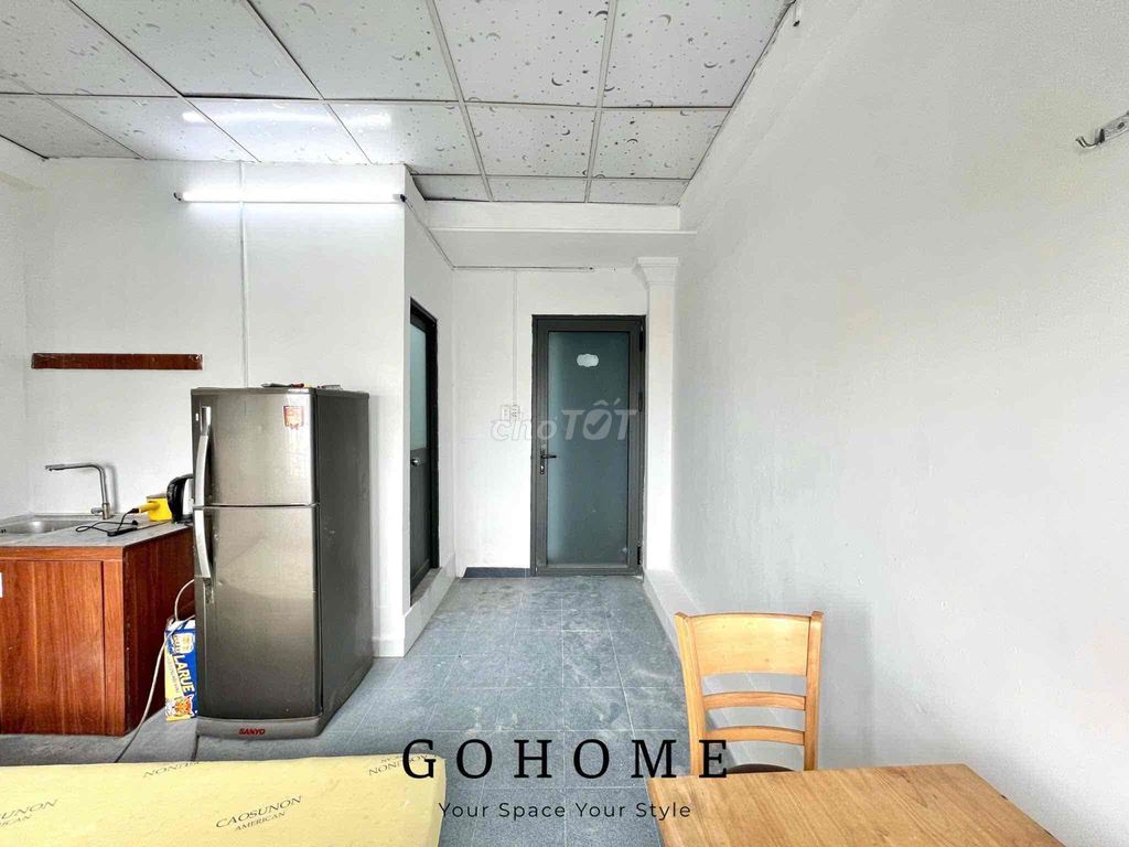 pass room full interior + balcony