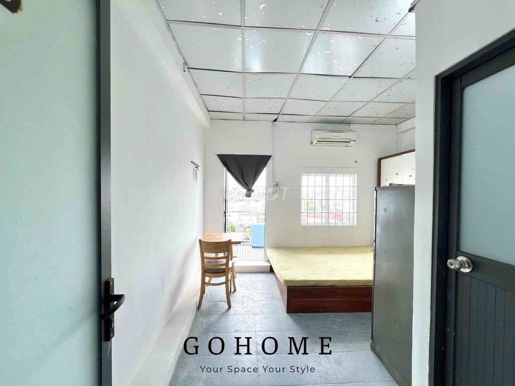 pass room full interior + balcony