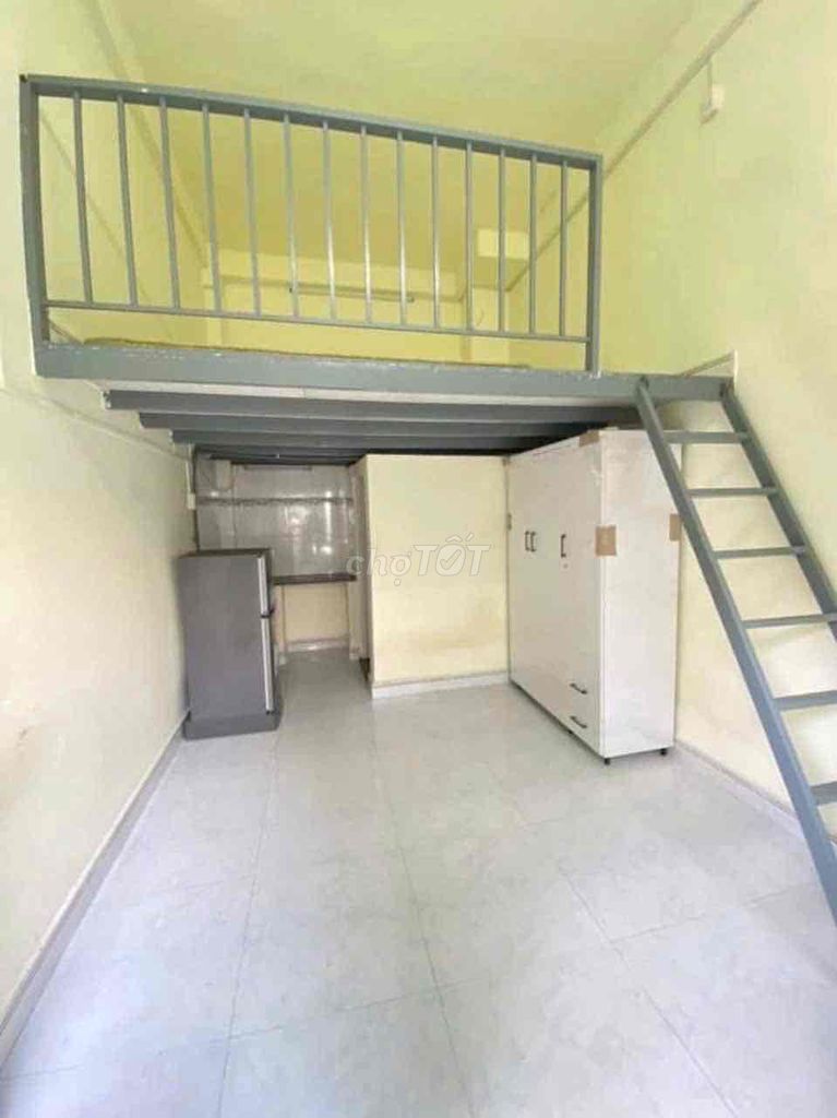 Rent room right here at Mart Gò Vấp, full interior.