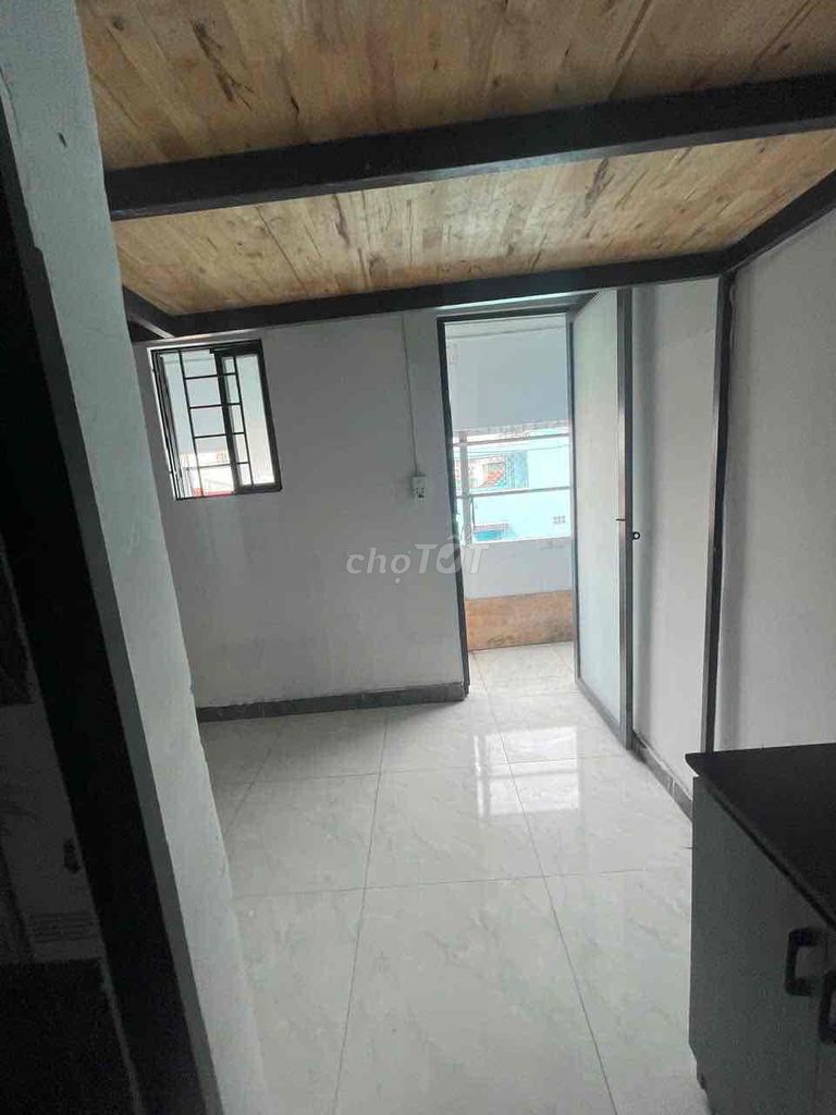 Intress is located at 3.4, you're Trần Bá Giao at 3.5 million.
