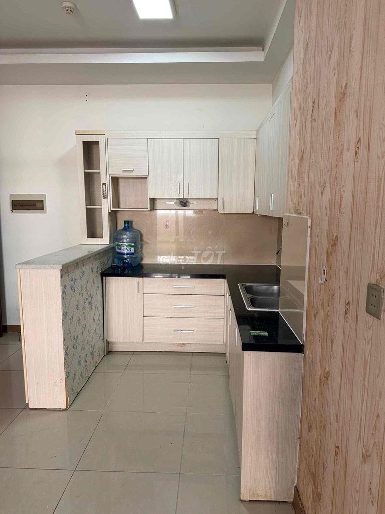 PAC 2 million8 full interiors next to the Meital, Cresent Mall, Vitto City