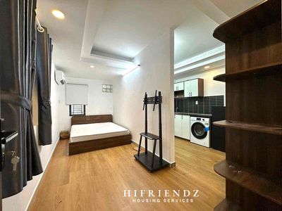 One bedroom separates the private washing machine shaft of the main roadline of District 10