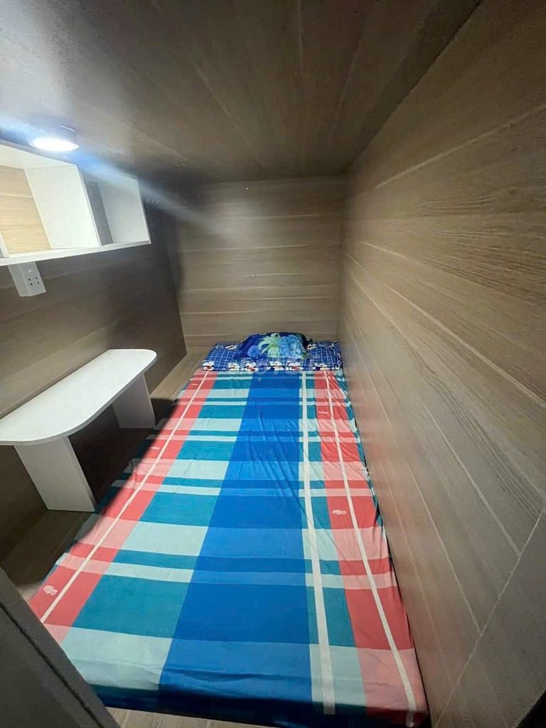 We're going to rent sleepbox 1 million and a half bags of Hoàng Diệu 2 Thủ Đức.