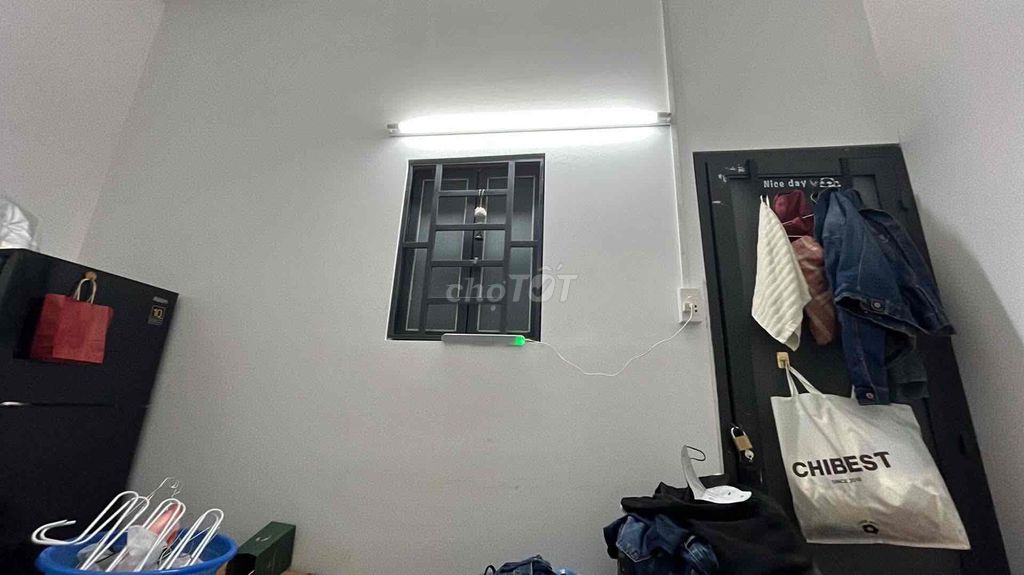 The room with the air conditioning shelf is right here. Lotte mart Gò Vấp.