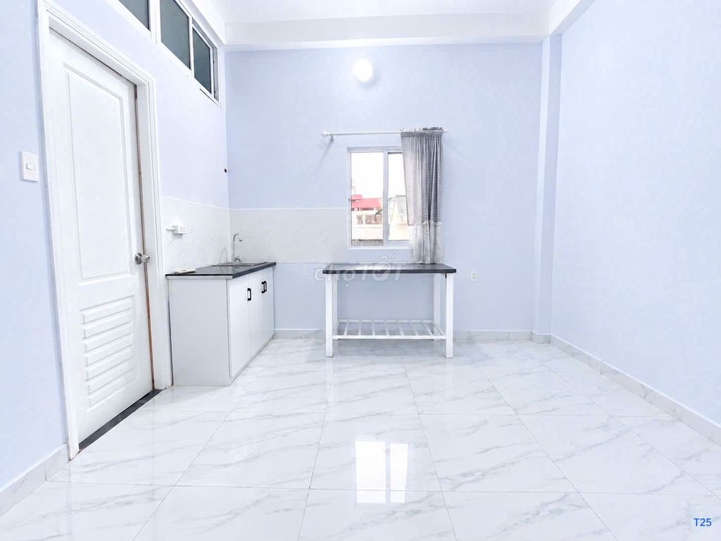empty room with open air conditioning