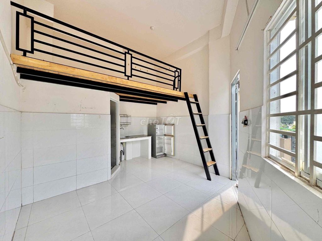 The underprivileged motel has elevator security right here intown Cộng Hoà.