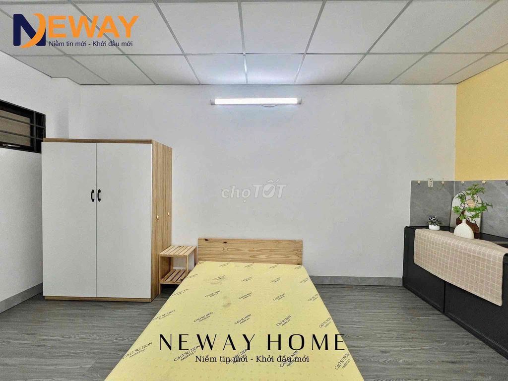 Unguarded living room with a bed full of cheap security furniture near vhu