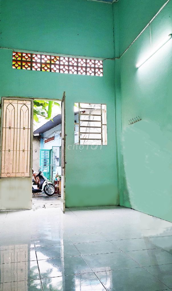 Bình Thạnh-security motel, cheap.