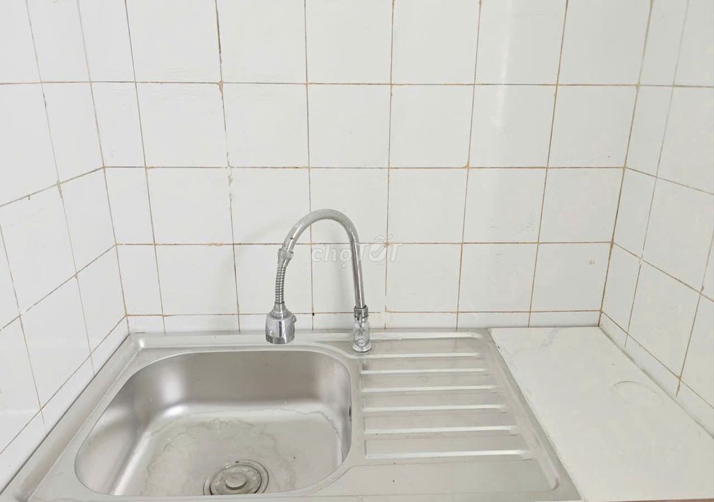 Rent a small apartment, free time