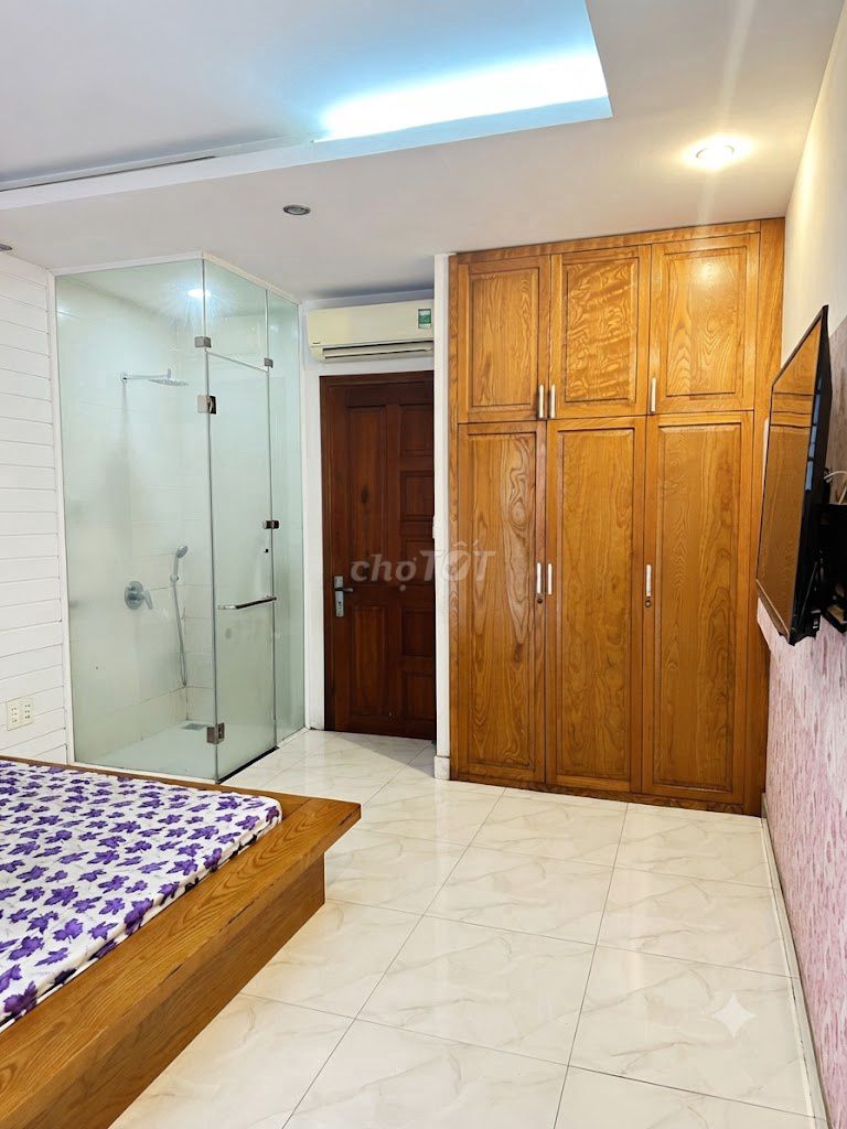 Rent the 7th District lodge, Vincom Super Racine Super-Cave.
