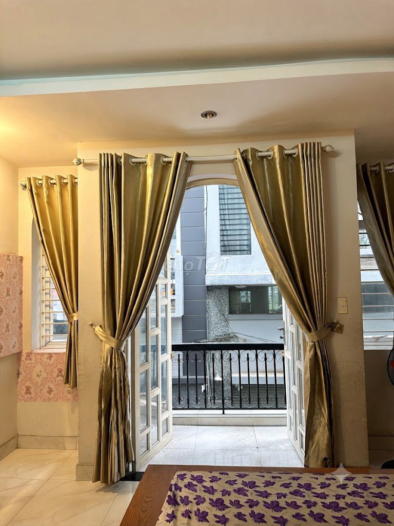 Rent the 7th District lodge, Vincom Super Racine Super-Cave.