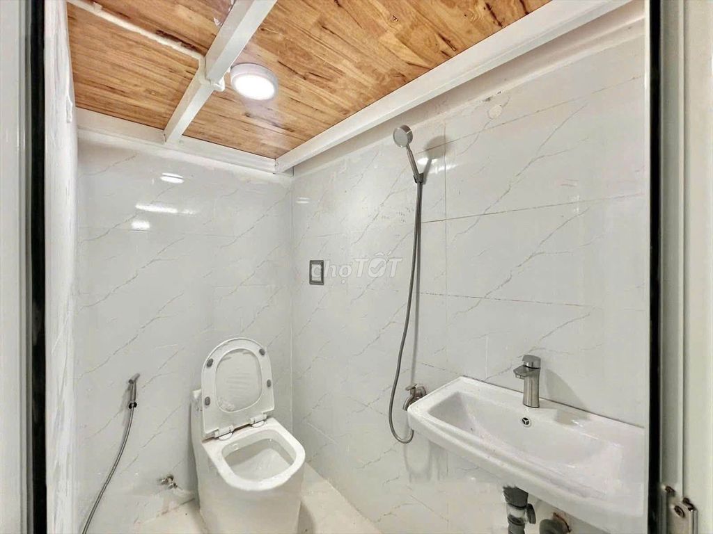 Rent the high guard room - the sky window - Liên khu 4-5, Bình Tân
