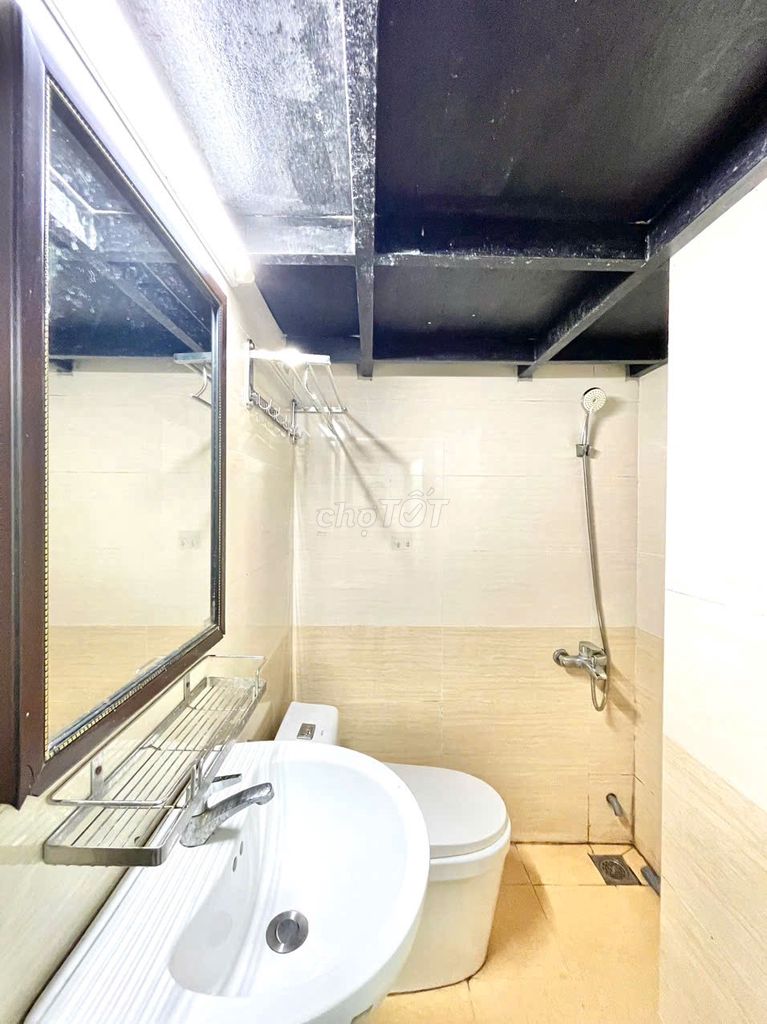 Vạn Kiếp Advanced Room Phan Ding