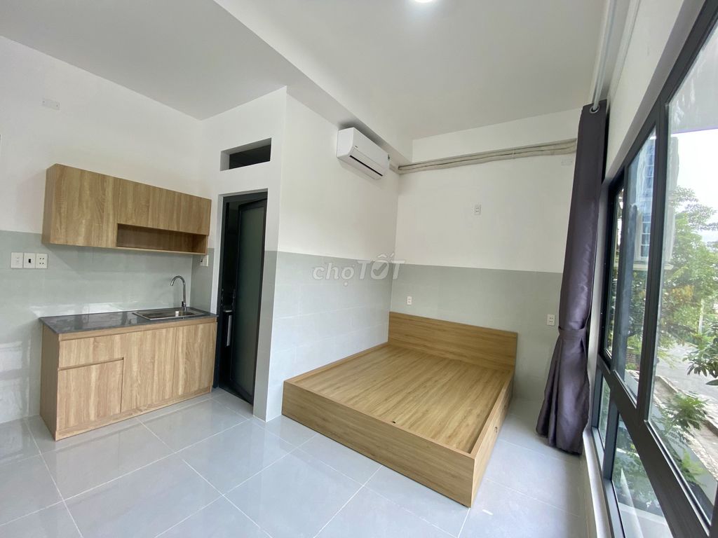 Rent the main view main room clear, full interior, laundry, free cars