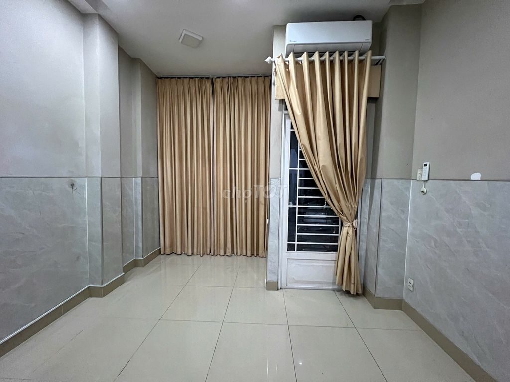 Rent room at Nguyễn Xí Bình Thạnh