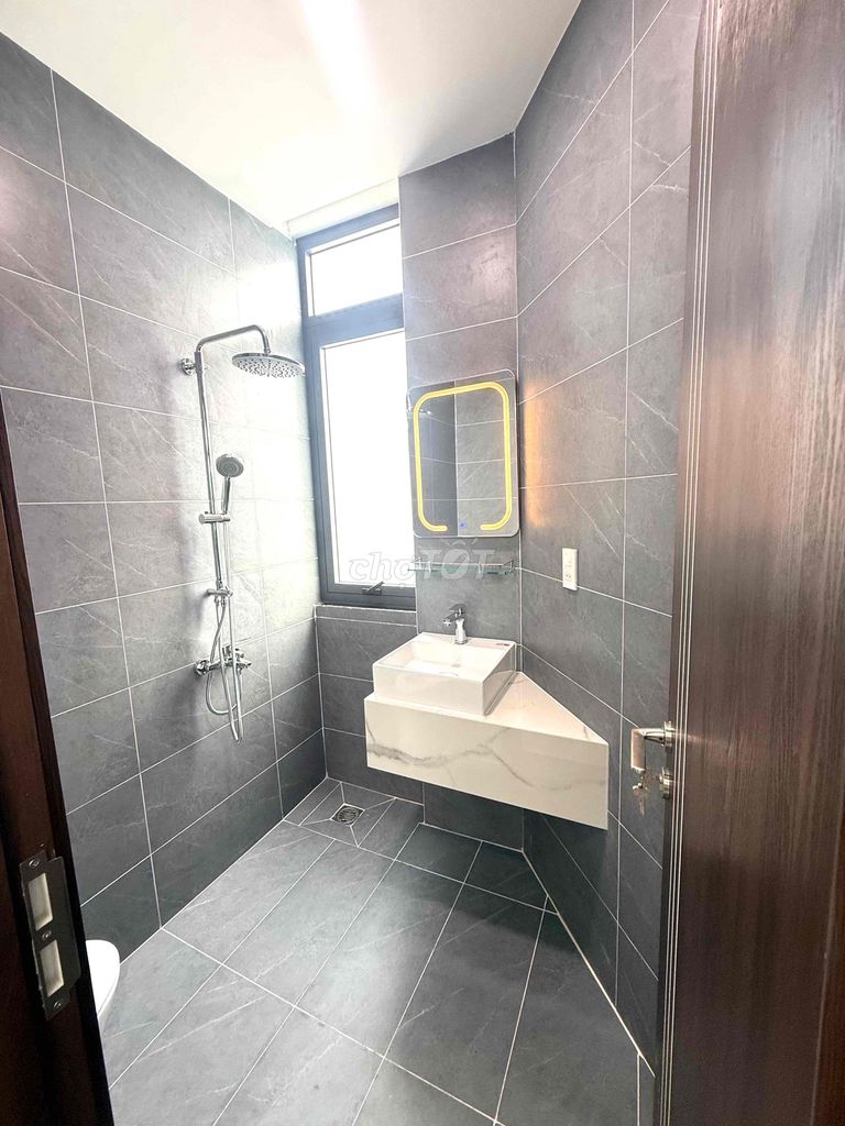 new fully advanced interior room